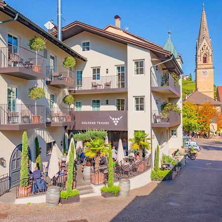 Hotel Goldene Traube Termeno Eksteriør billede