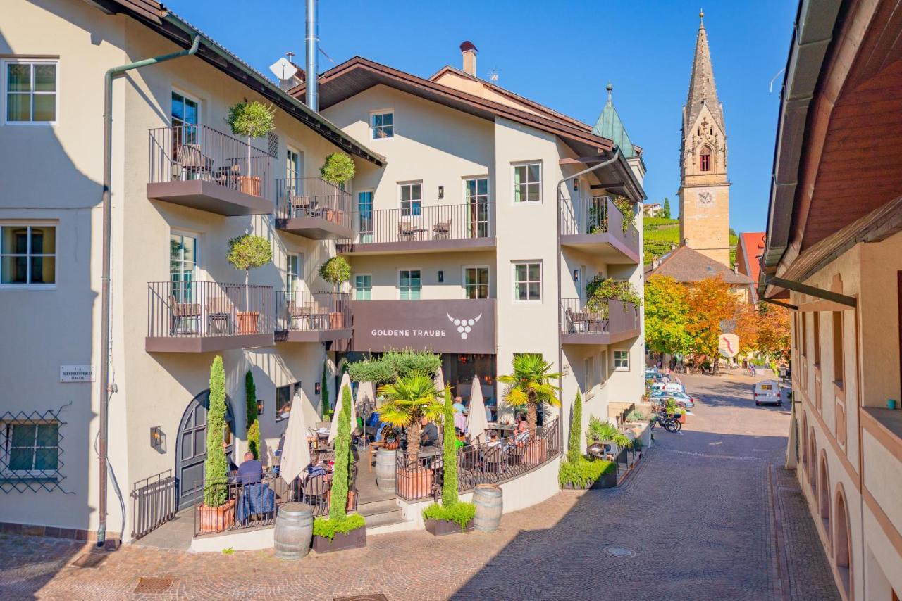 Hotel Goldene Traube Termeno Eksteriør billede